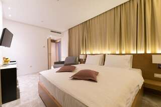 Отель Hotel Harmonia by Dukley Будва Стандартный двухместный номер с 1 кроватью, вид во внутренний двор-7